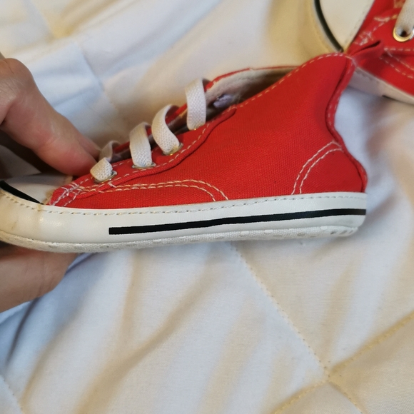 Airwalk Red shoes (4W- baby) - Picture 5 of 16